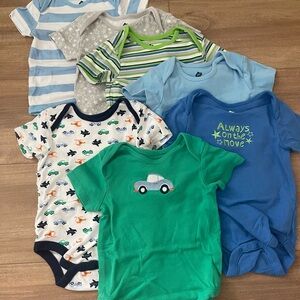 Baby Bundle of 7 Short Sleeve Bodysuits Size 12 Months 100% Cotton